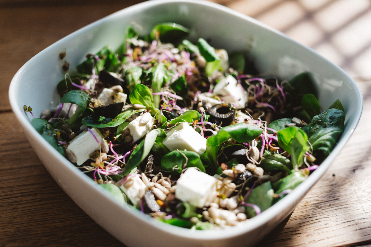 Quinoa feta salad