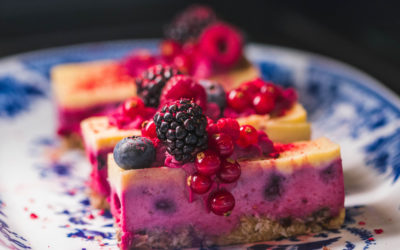 Red berries cake