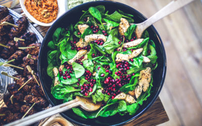 Spinach chicken pomegranate salad